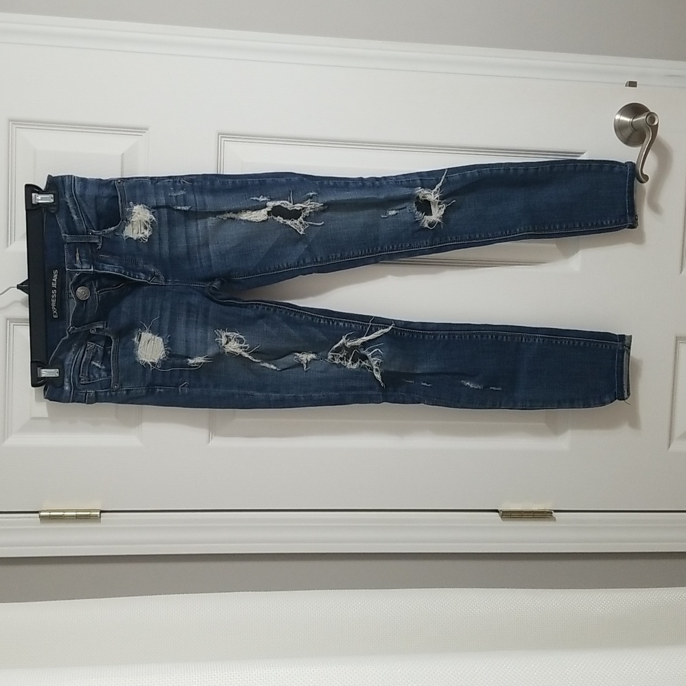 Express Jeans size 0 distressed style